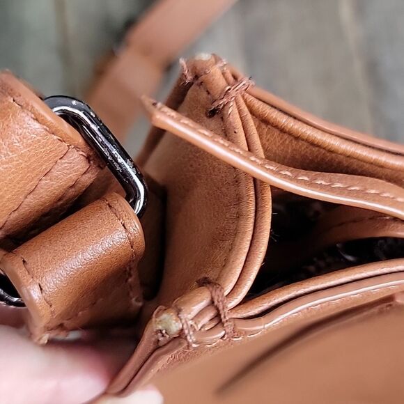 CoLab faux leather crossbody bag - Picture 11 of 13